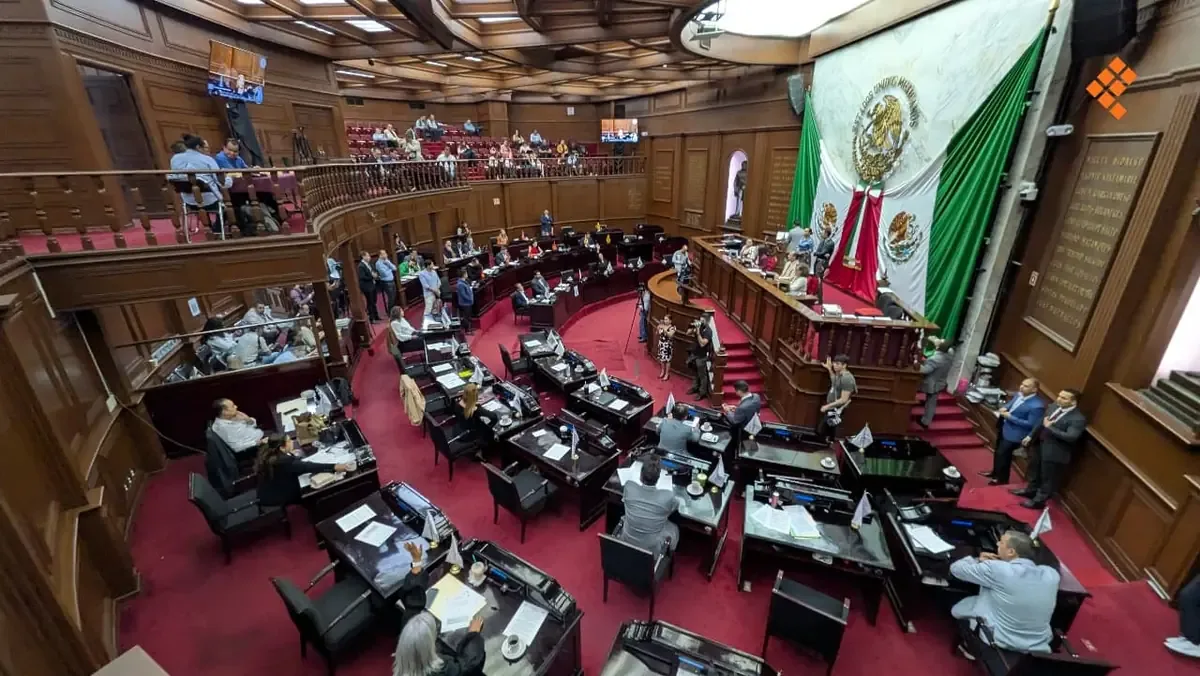 La reforma busca centralizar la política económica bajo el control del Ejecutivo, lo que genera controversia entre partidos.
