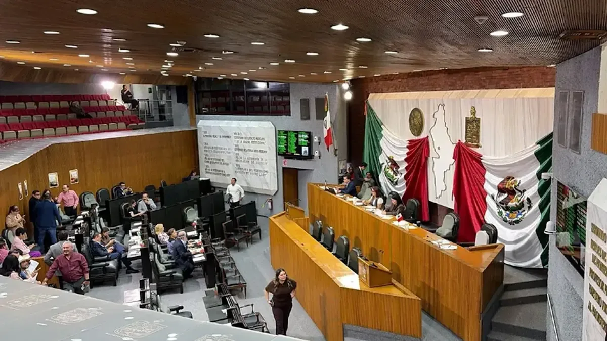 Se busca evitar que familiares ocupen cargos tras ausencias definitivas de presidentes municipales.