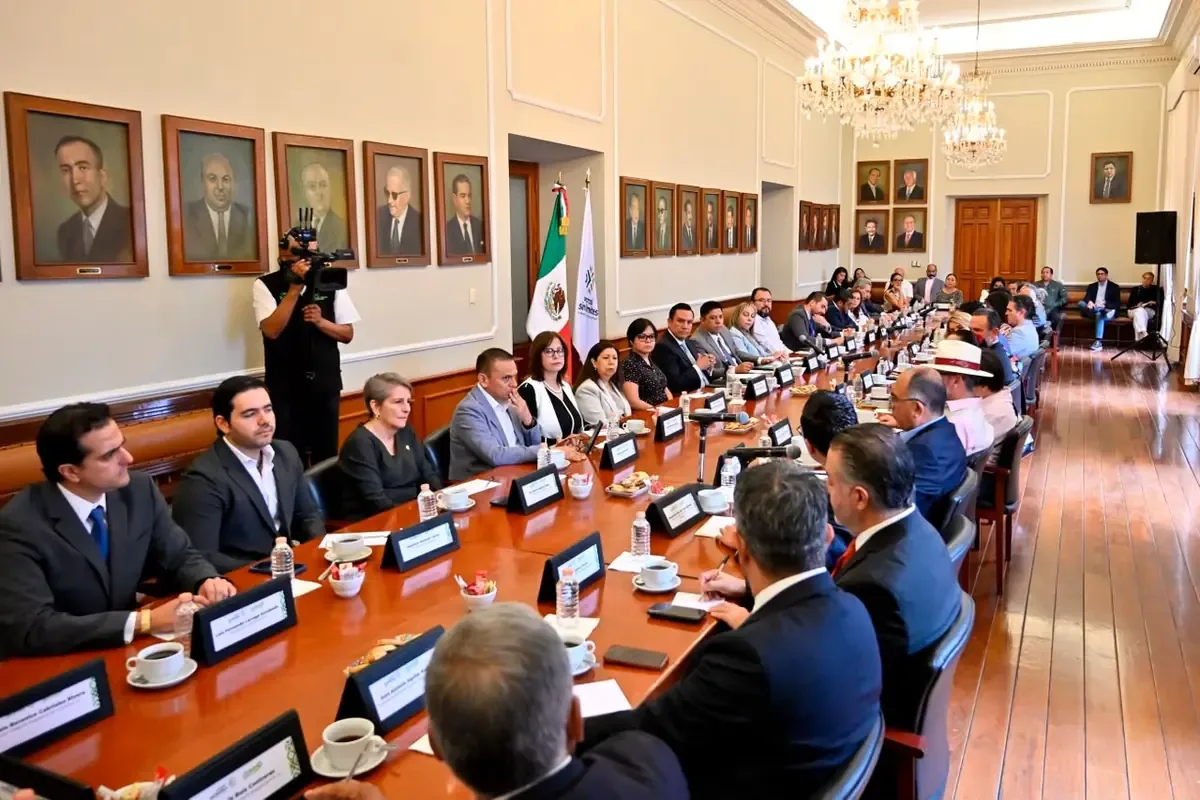 La iniciativa busca abrir un debate sobre la regulación del uso de la inteligencia artificial en el estado.