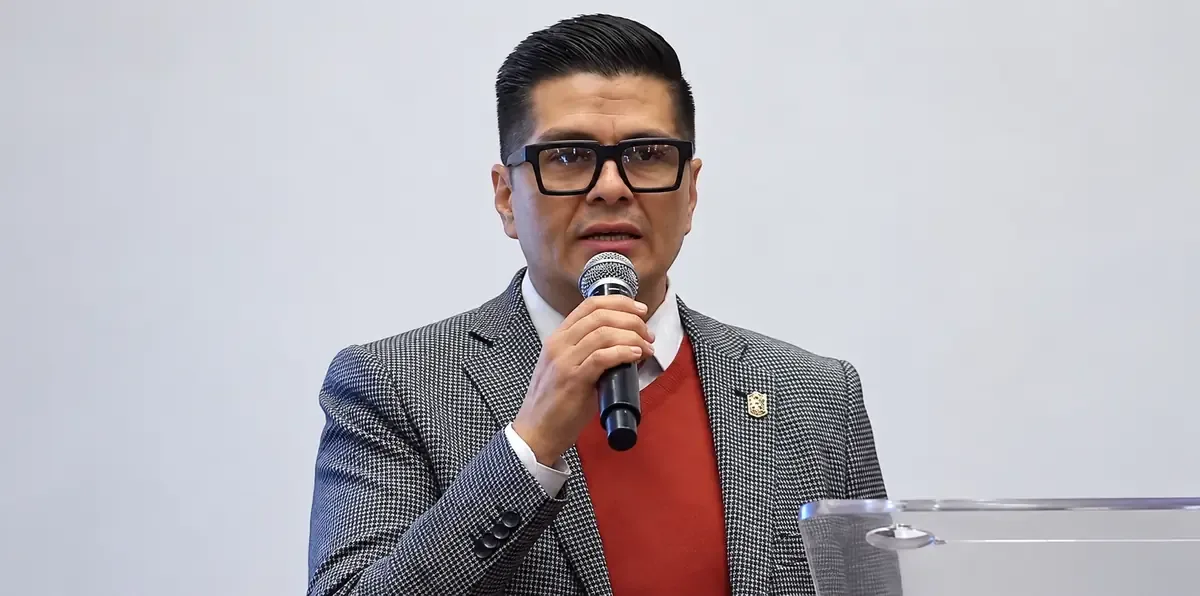La Secretaría de Contraloría de Michoacán no ha abierto indagación sobre exfuncionario, a pesar de la polémica que lo rodea.