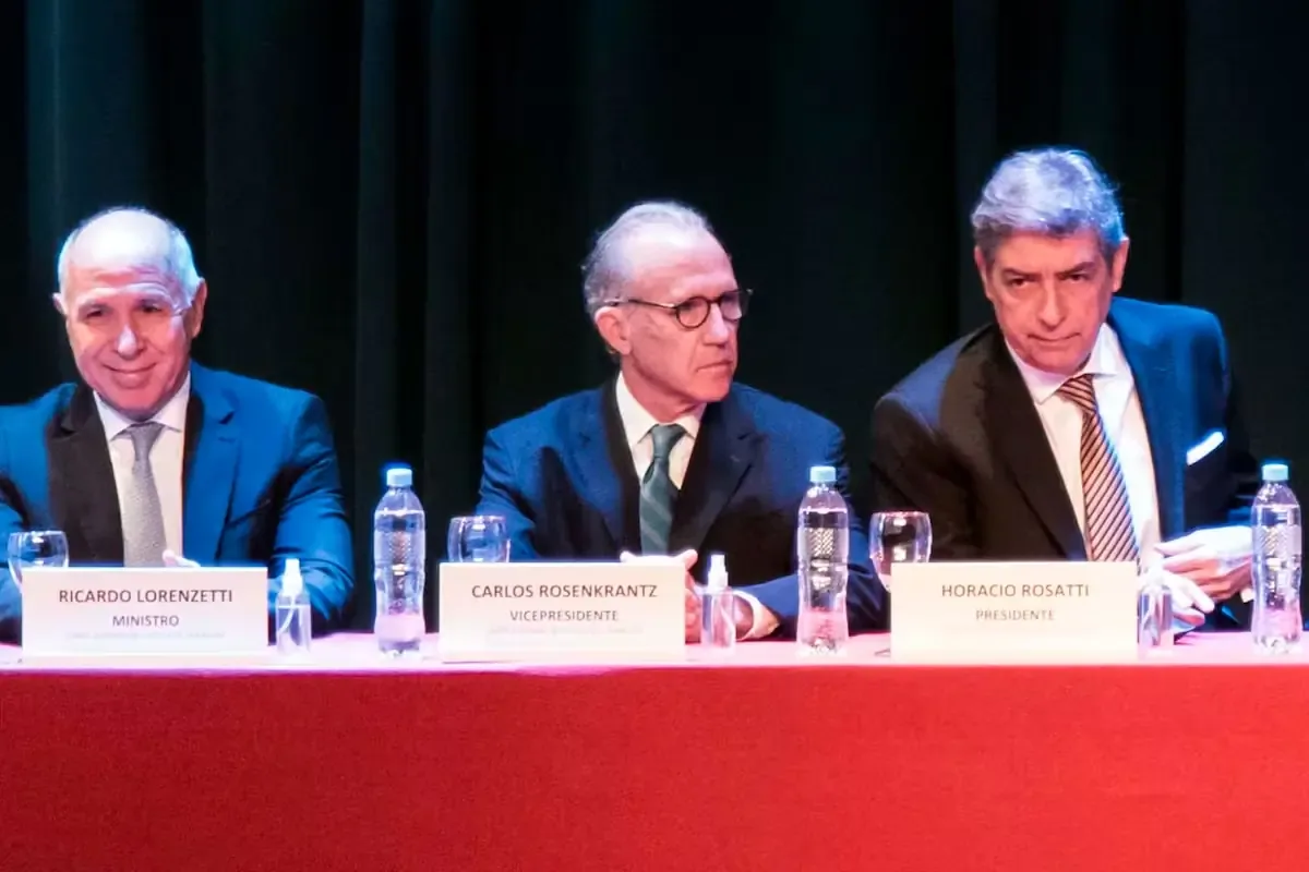 La controversia por la ley de Tierras refleja divisiones internas en la Corte Suprema.