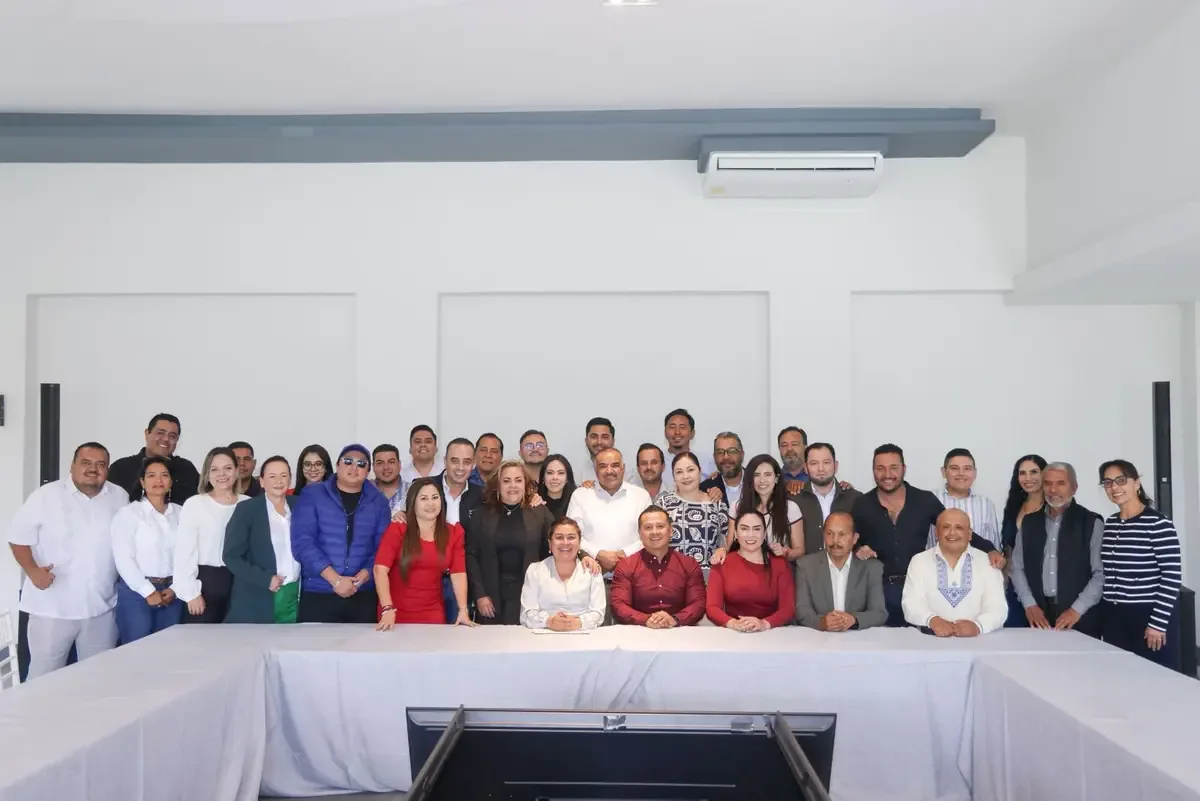 Alcaldes y legisladores unen fuerzas para impulsar la candidatura del fiscal en Michoacán.