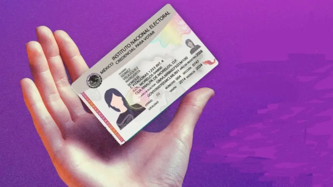 Descubre los requisitos y el proceso para obtener tu credencial del INE sin salir del país.