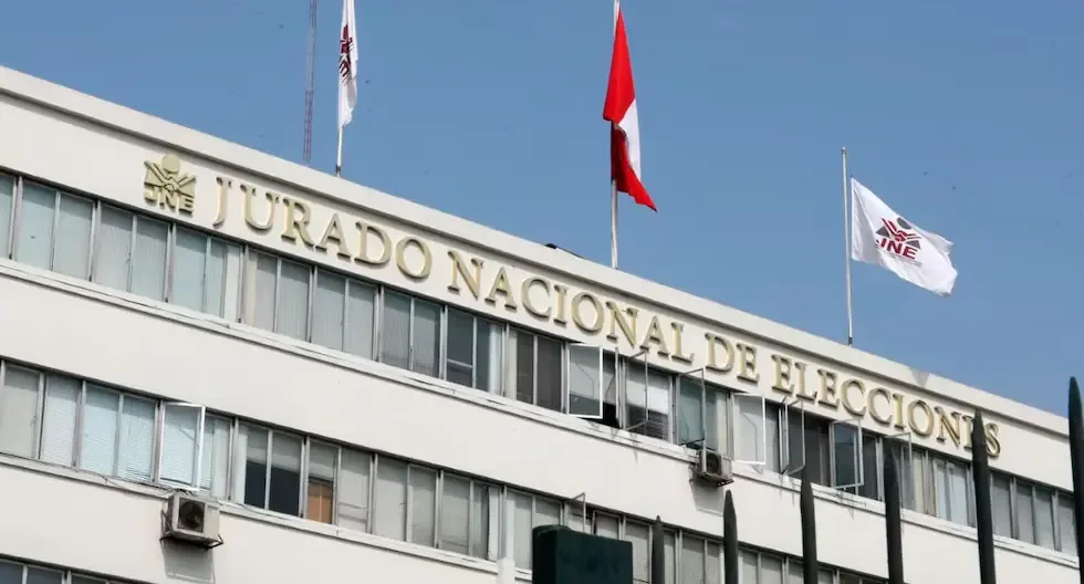 El JNE culminará el proceso electoral con la entrega de credenciales en el Gran Teatro Nacional.