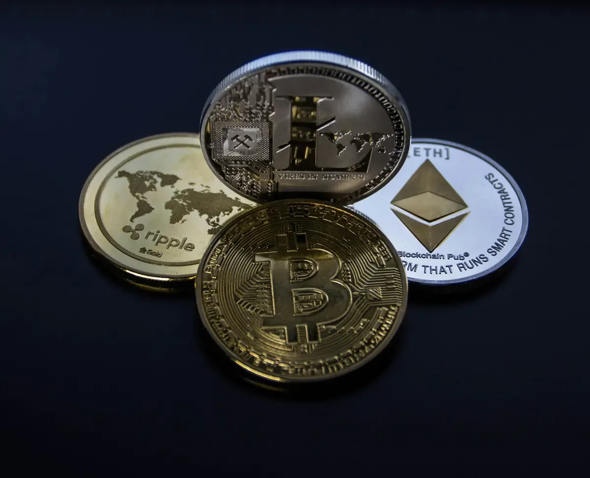 Las criptomonedas se han integrado en varios sectores económicos del país, transformando la forma en que se realizan transacciones.