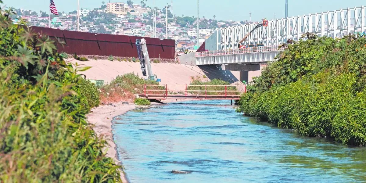 La contaminación del río Tijuana genera una crisis sanitaria que afecta ambos lados de la frontera.