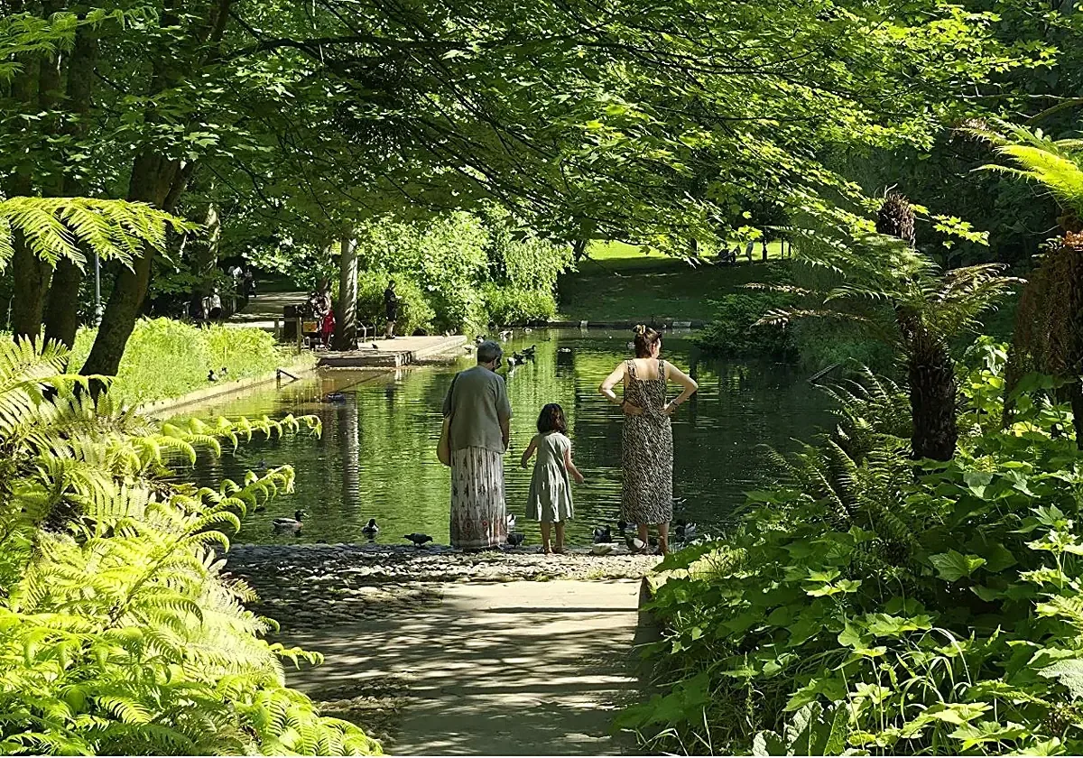 El parque, que fue una finca privada, es hoy un refugio de biodiversidad en la ciudad.