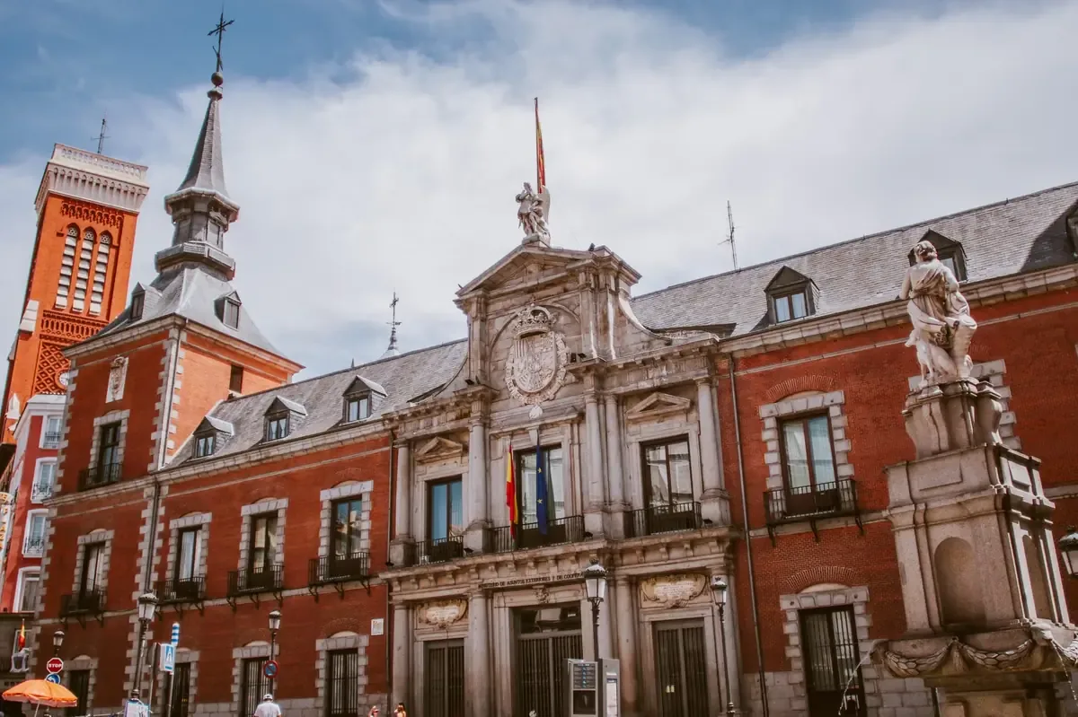 La exmilitante de IU busca fortalecer el papel de la militancia en las decisiones políticas.