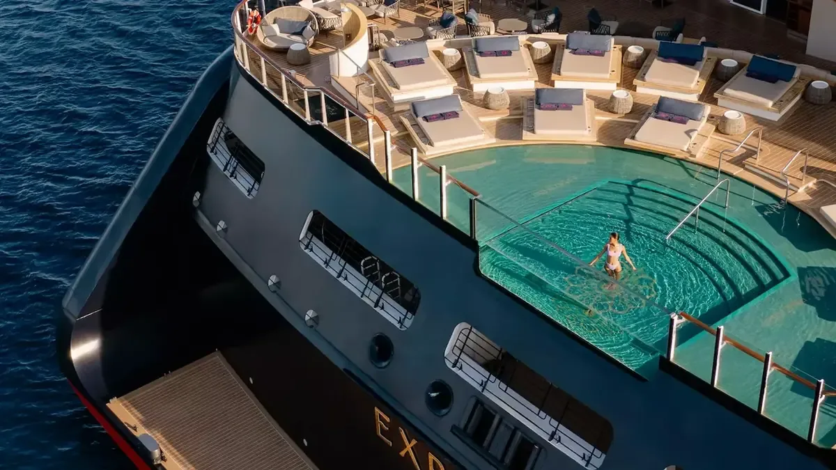 Descubre cómo fue una semana a bordo del Explora II en Grecia.