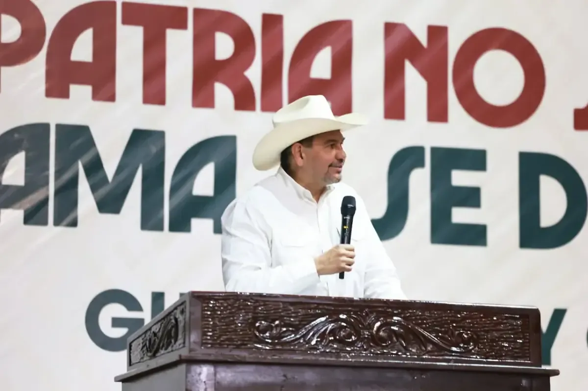 El alcalde con licencia destaca en encuestas y promueve unidad en Morena.