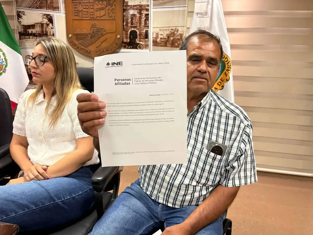 El ex militante afirma que su baja fue inesperada y sin aviso formal.