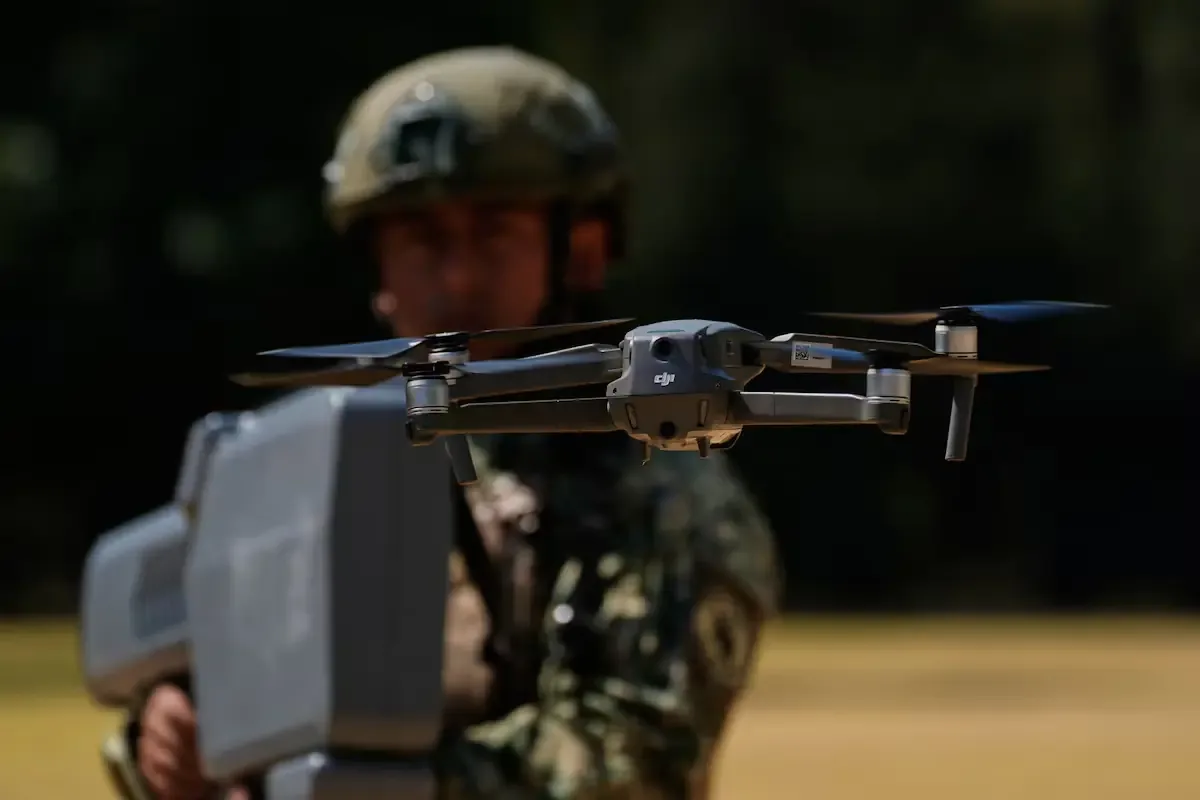 La Operación Águila Alta busca detectar y neutralizar drones en la frontera.