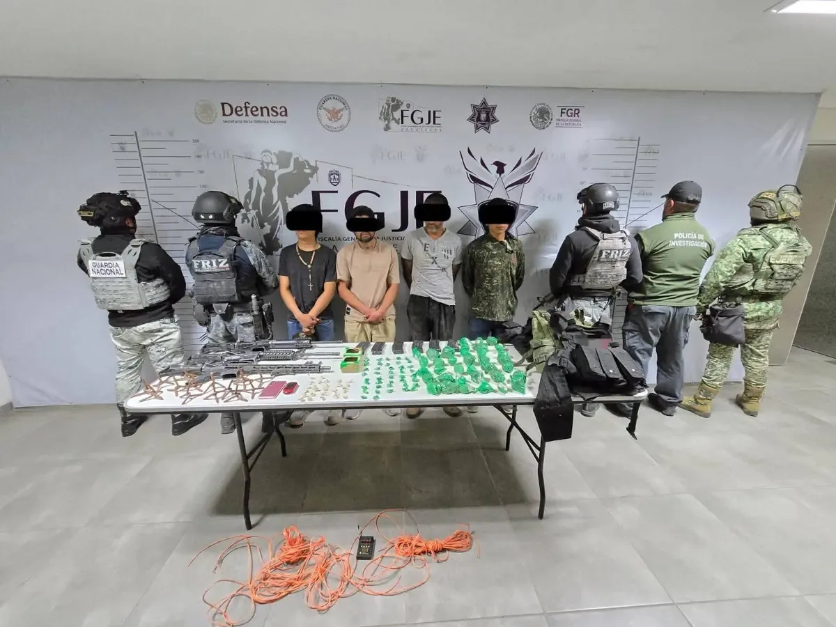 Cuatro hombres, incluido el jefe de plaza, fueron detenidos tras la agresión a una unidad policial en Zacatecas.