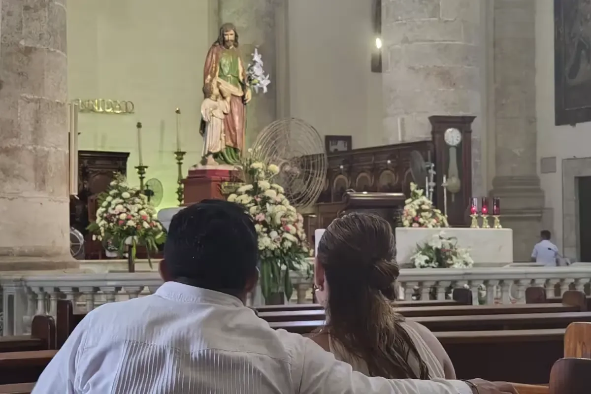 La celebración de la vida y la familia se rememora cada mes en la Catedral de Yucatán.