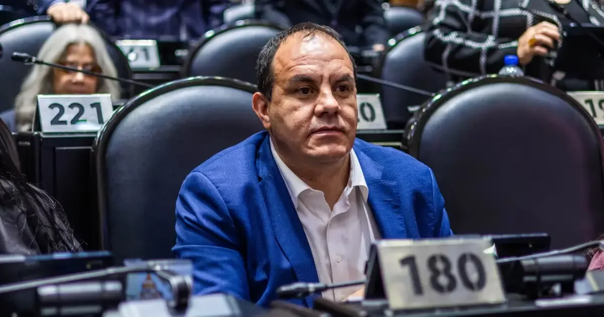 El diputado federal niega acusaciones de transporte de grandes sumas de dinero y defiende su imagen pública.
