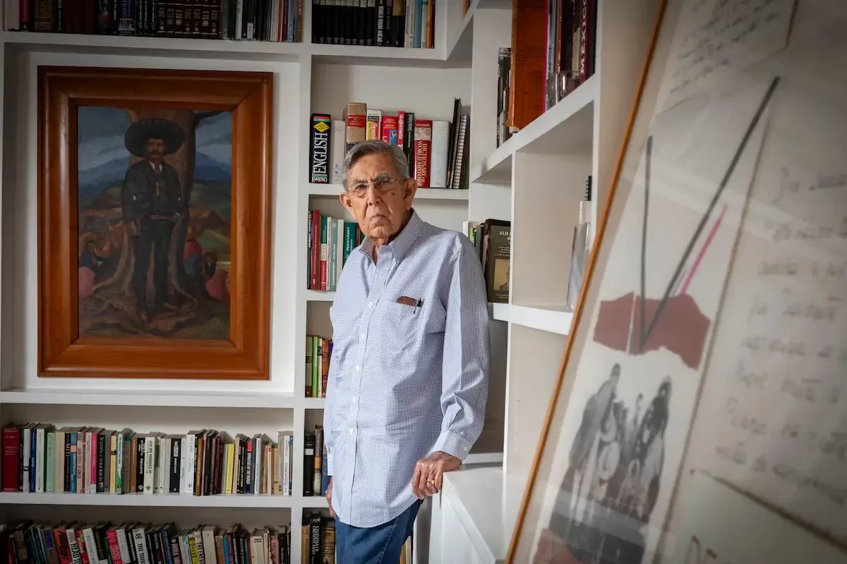 El legado del ingeniero Cárdenas es recordado por líderes políticos y ciudadanos que asisten a su funeral.