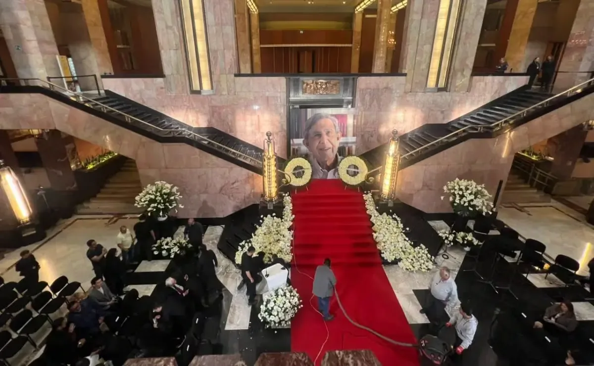 El homenaje al ingeniero Cárdenas reunió a seguidores, amigos y familiares en el Palacio de Bellas Artes de la Ciudad de México.