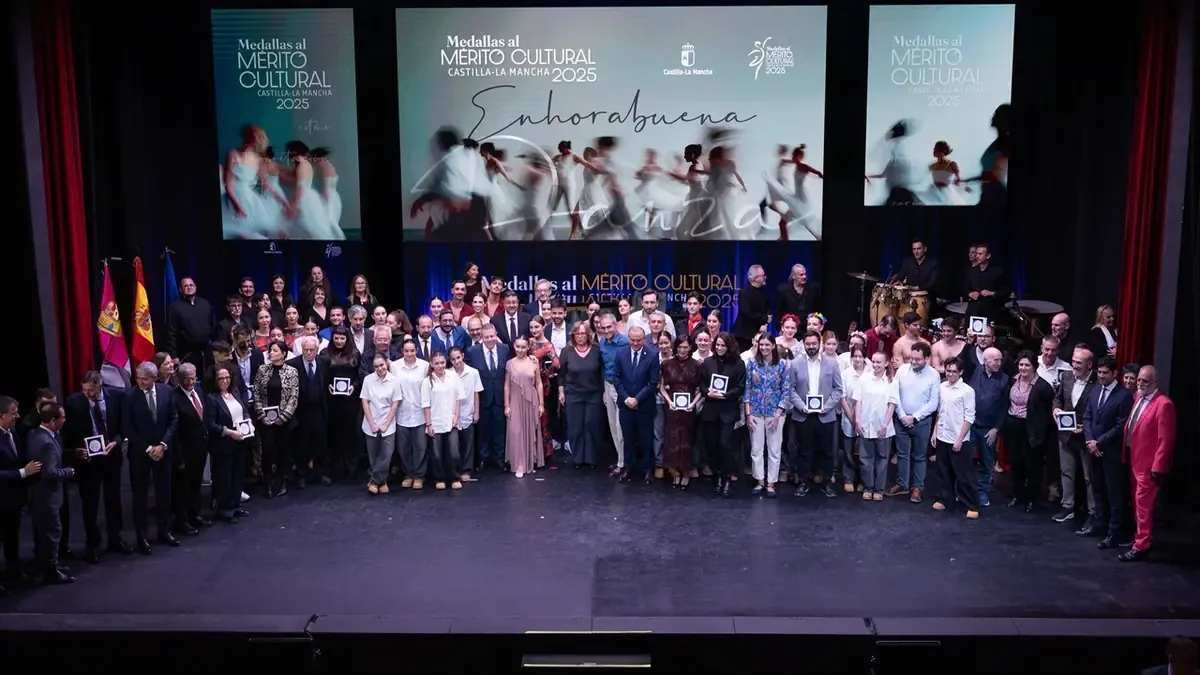 La gala celebrada en Talavera de la Reina reconoció a artistas y grupos culturales de la región.