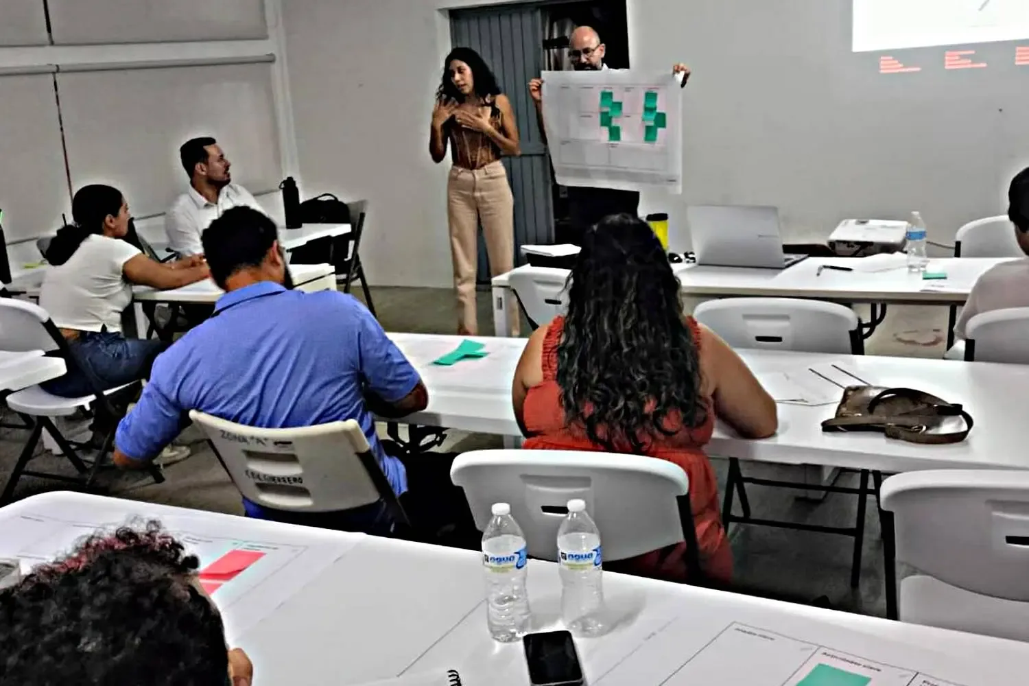 Curso gratuito para emprendedores en San Antonio, Baja California Sur.