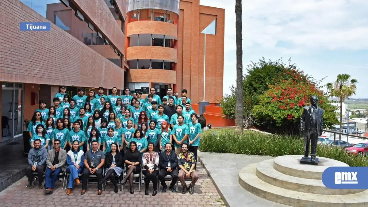 Estudiantes de nuevo ingreso inician su formación en un ambiente comprometido con su desarrollo académico y profesional.
