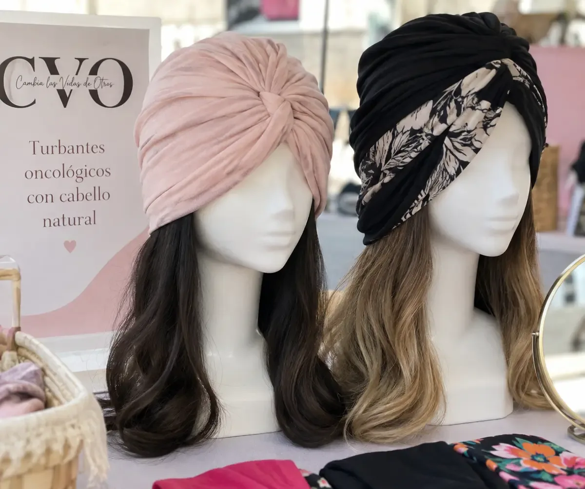 La organización busca ayudar a pacientes que enfrentan la pérdida de cabello durante tratamientos oncológicos.