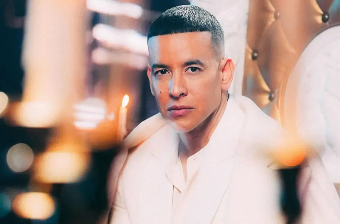 Daddy Yankee durante la entrega del reconocimiento en San Juan, Puerto Rico.