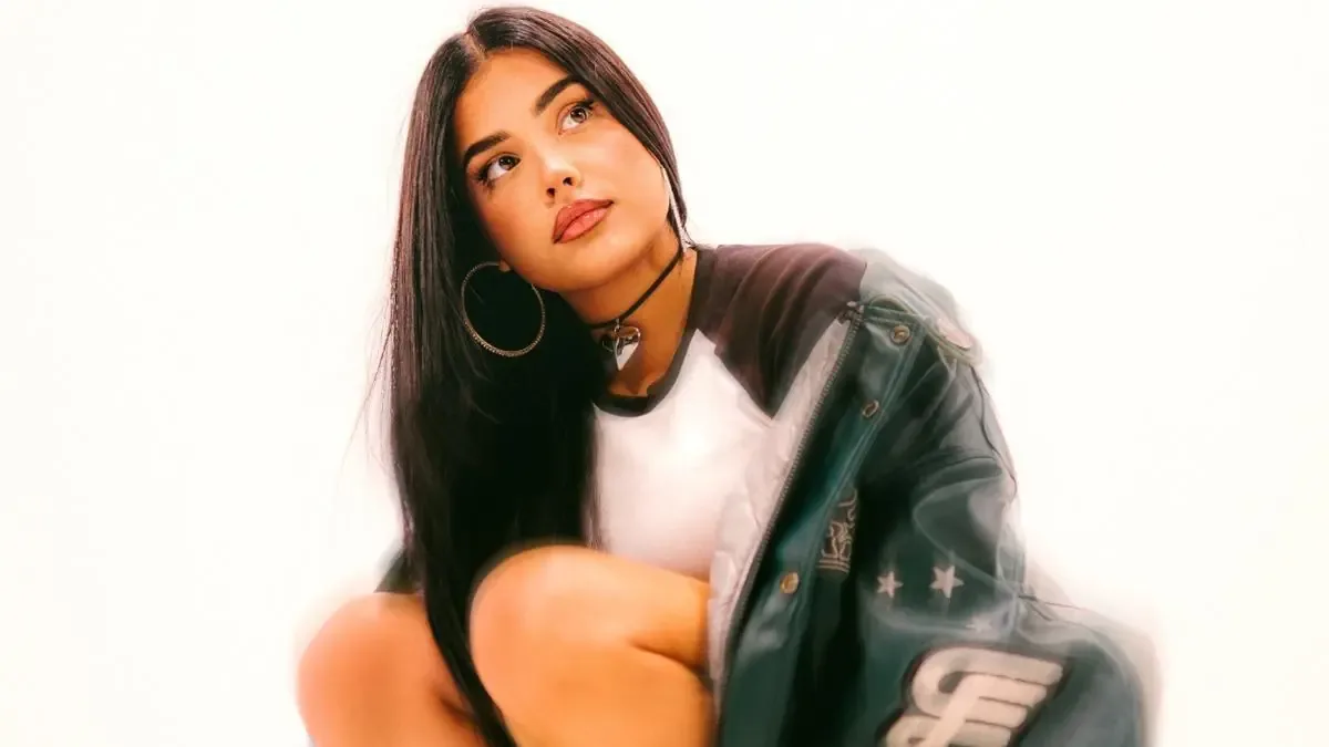 La artista canaria destaca el papel de las mujeres en la música urbana y su influencia en la libertad creativa.