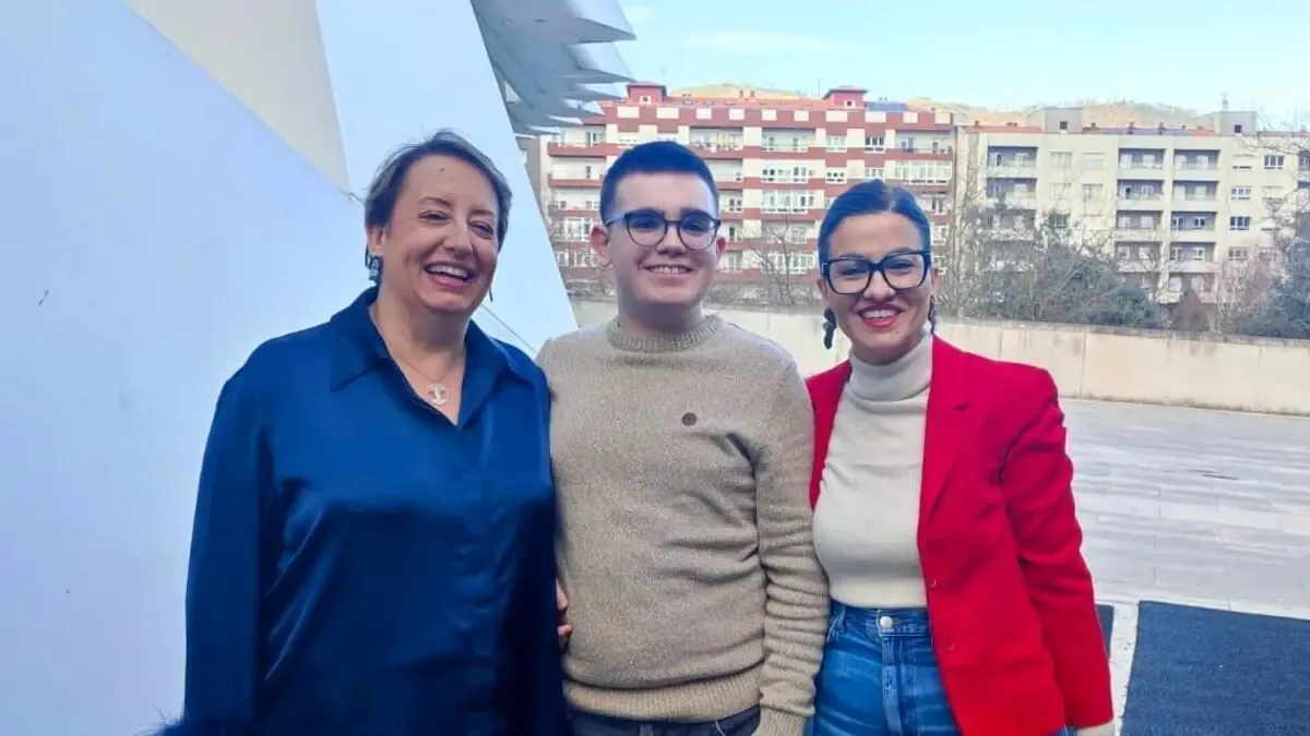 David Martínez comparte su lucha por la inclusión educativa y visibilidad del autismo.