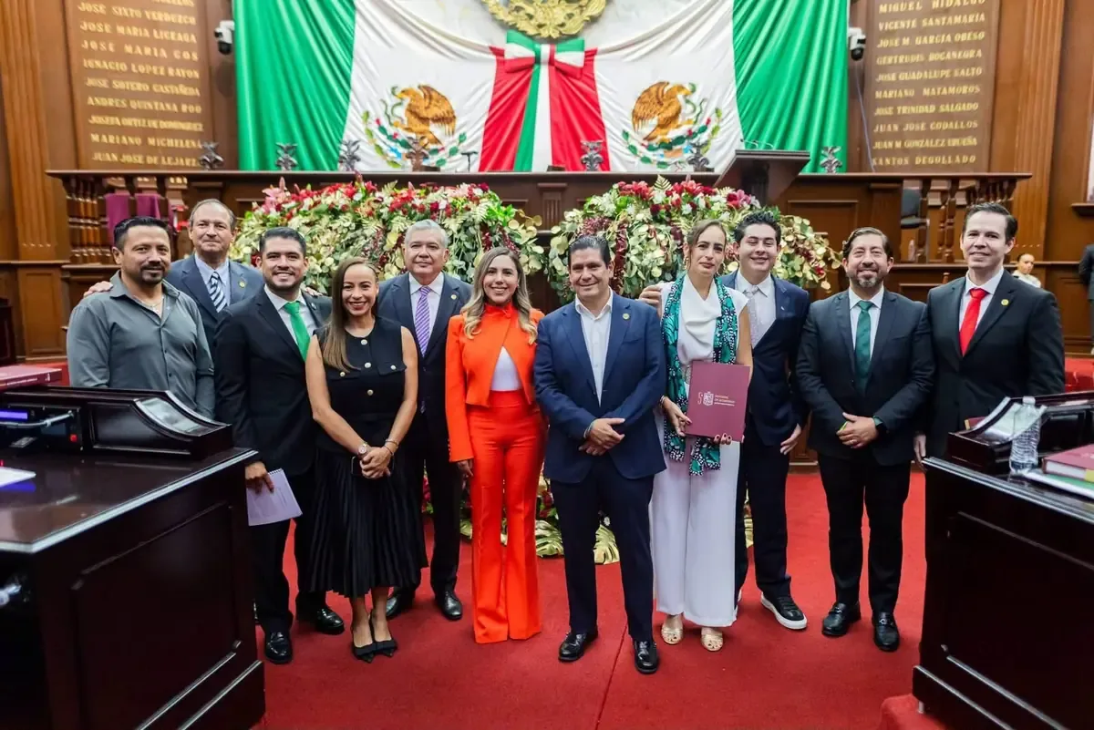 Se presentó el Quinto Informe de Gobierno, enfatizando la coordinación entre los distintos niveles de gobierno.