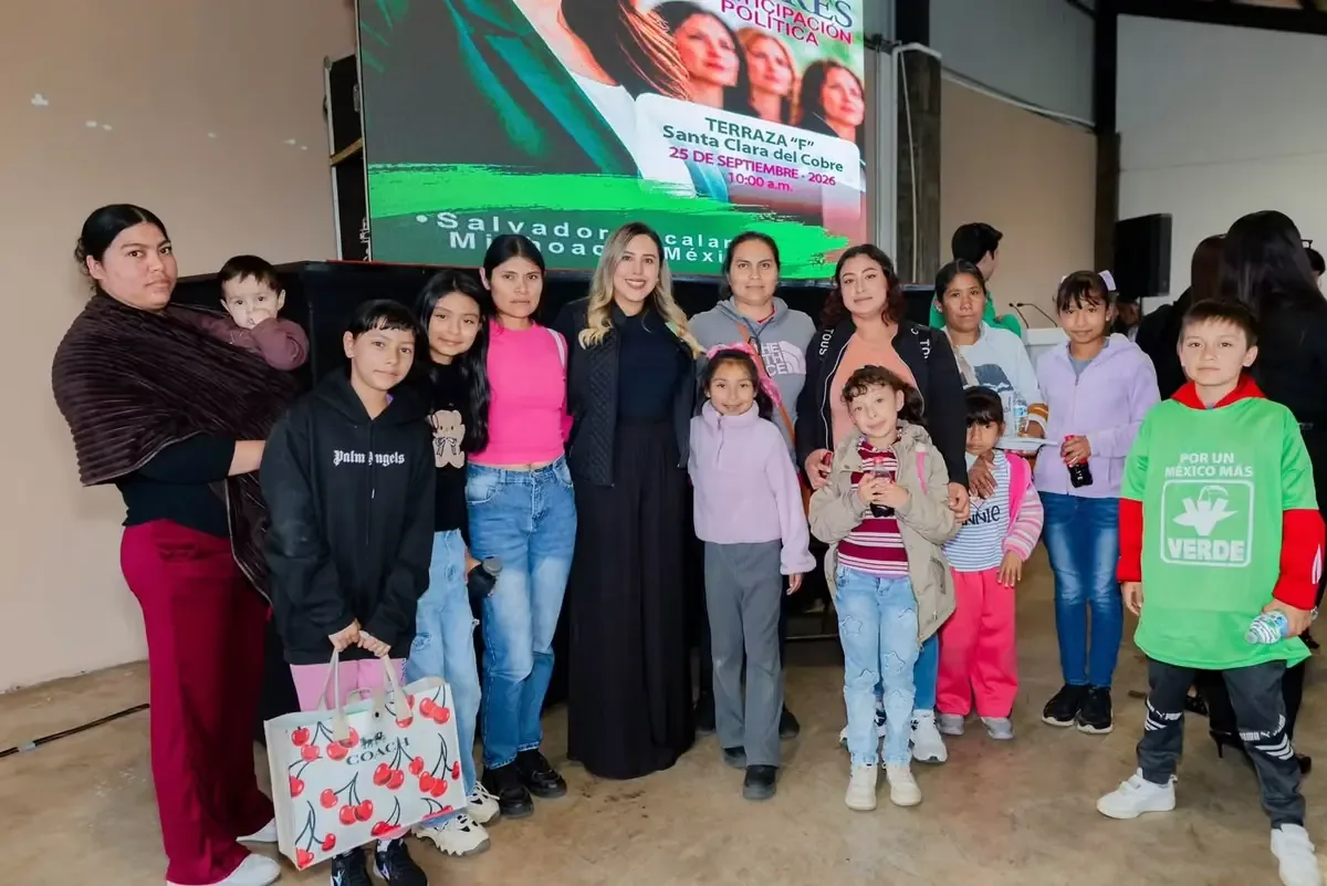 La capacitación busca fortalecer el liderazgo y la participación social de las mujeres en la política.