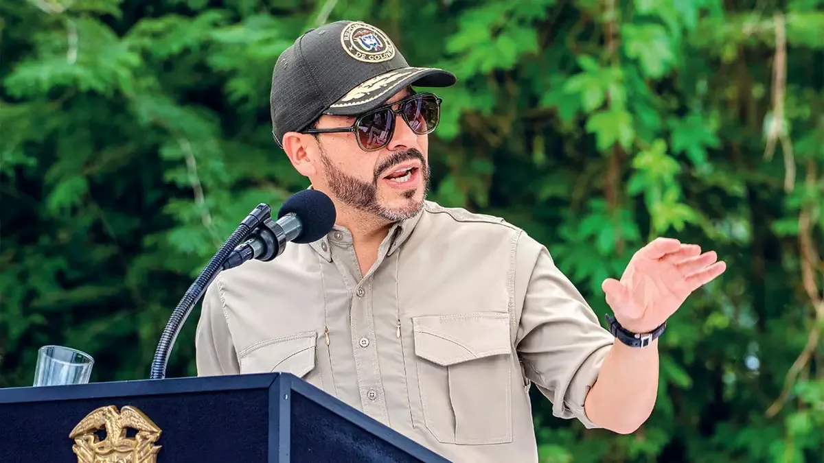 El presidente De La Espriella promete revertir las acciones del anterior régimen que afectaron a las EPS.
