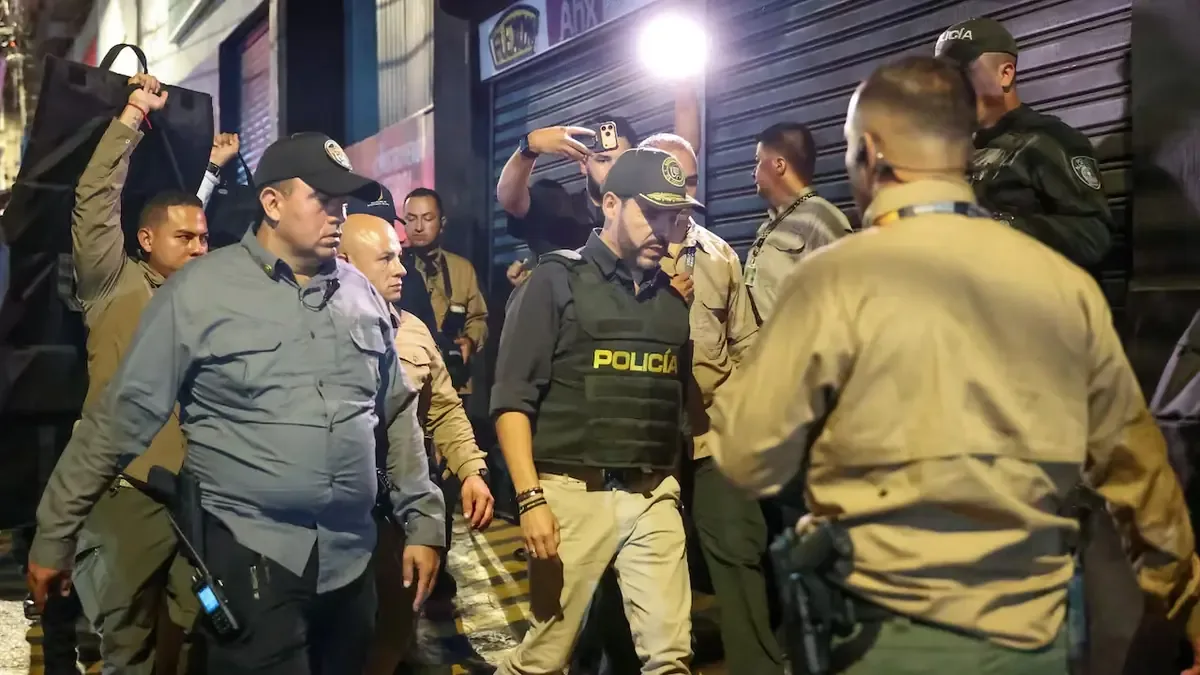 El presidente colombiano reafirma su compromiso contra el crimen organizado tras un operativo que abarcó 6 comunas.