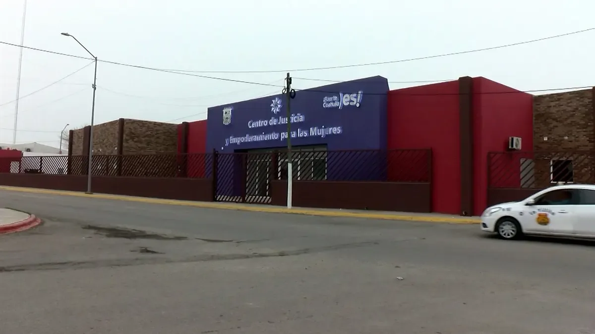 Las autoridades investigan un caso de violencia familiar que involucra a un estudiante universitario.