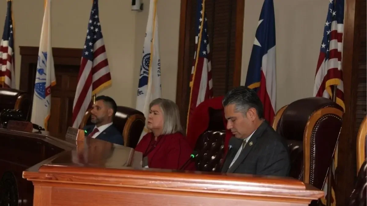 Diputados del Sheriff alegan coacción para apoyar a un candidato.