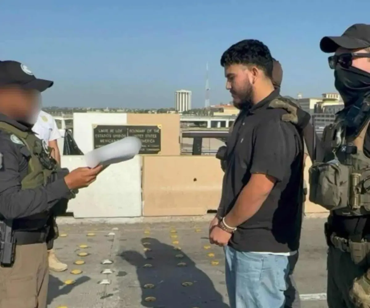 La repatriación de estos hombres responde a órdenes de las autoridades mexicanas por delitos graves.