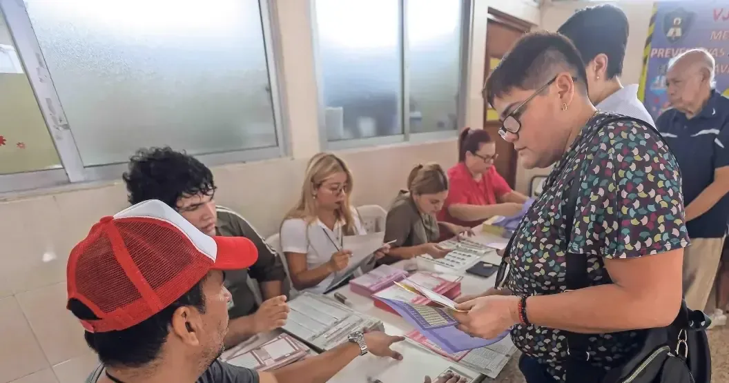 Un estudio revela que la debilidad institucional en México impacta la confianza en el sistema judicial del país.