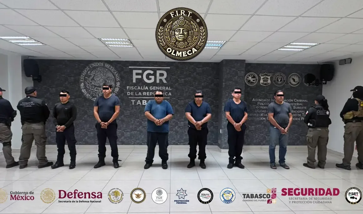Seis policías fueron arrestados en el primer operativo enfocado en la corrupción policial en el estado.