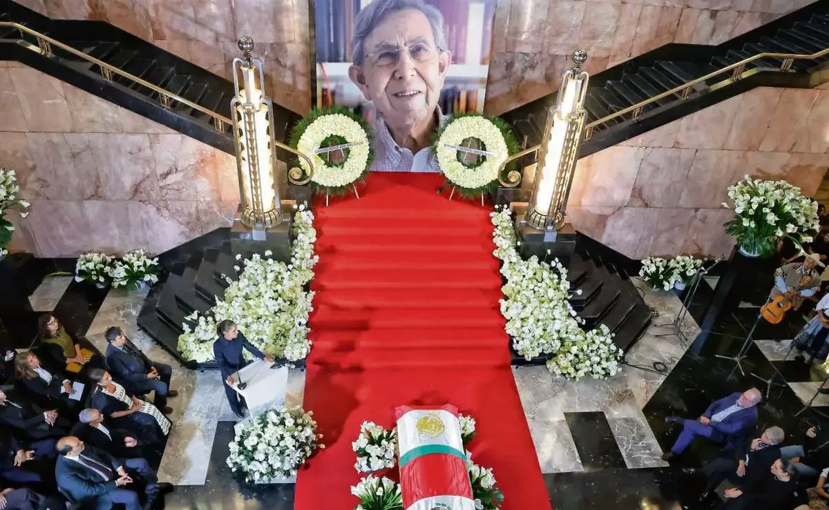 La memoria de Cuauhtémoc Cárdenas es recordada por su lucha democrática y legado político en México.