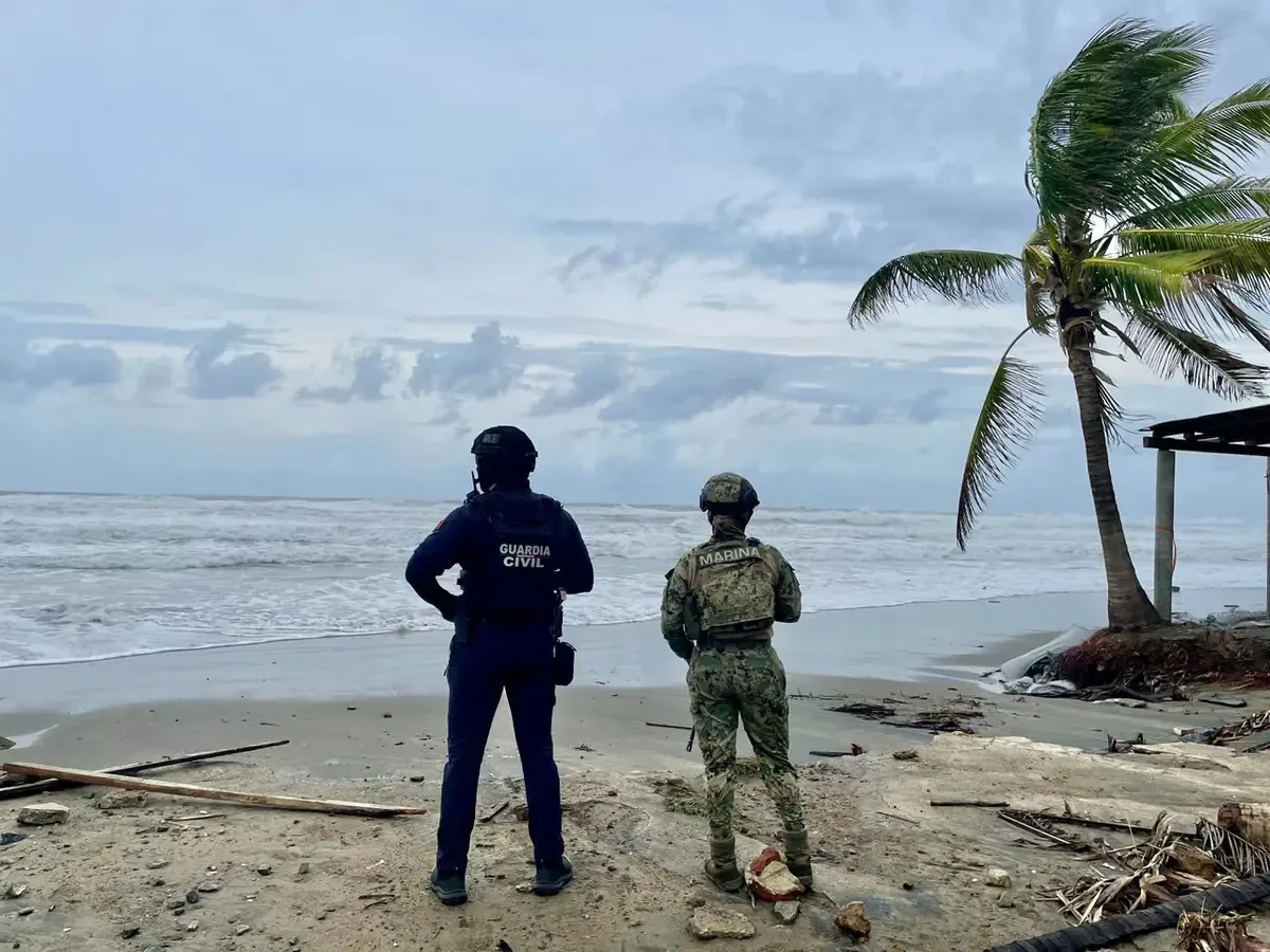 La Secretaría de Seguridad Pública refuerza acciones de atención y prevención en la costa michoacana.
