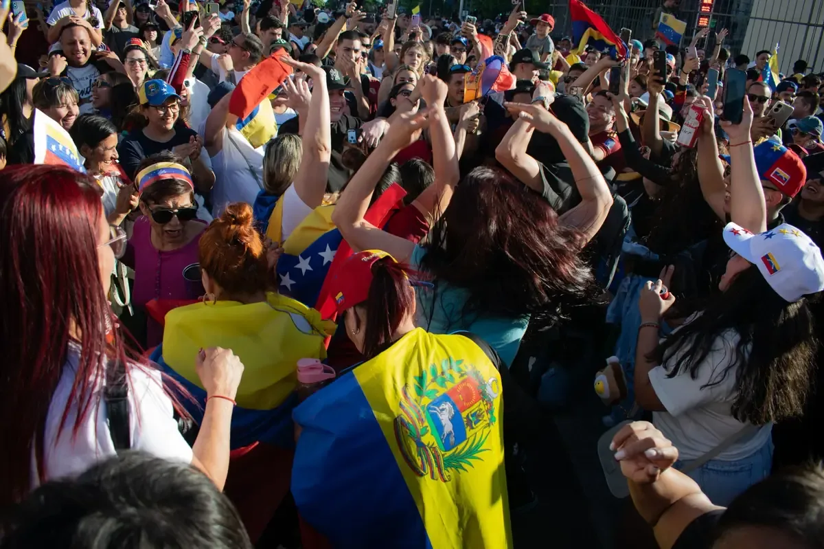 La comunidad venezolana en Florida exige acciones concretas ante detenciones de migrantes con asilo pendiente.