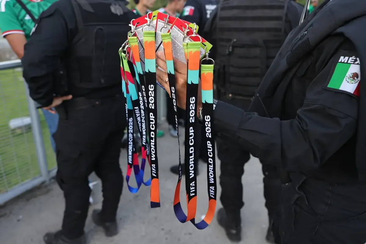 Intentaban ingresar al partido México vs Corea del Sur en Guadalajara con identificaciones fraudulentas.