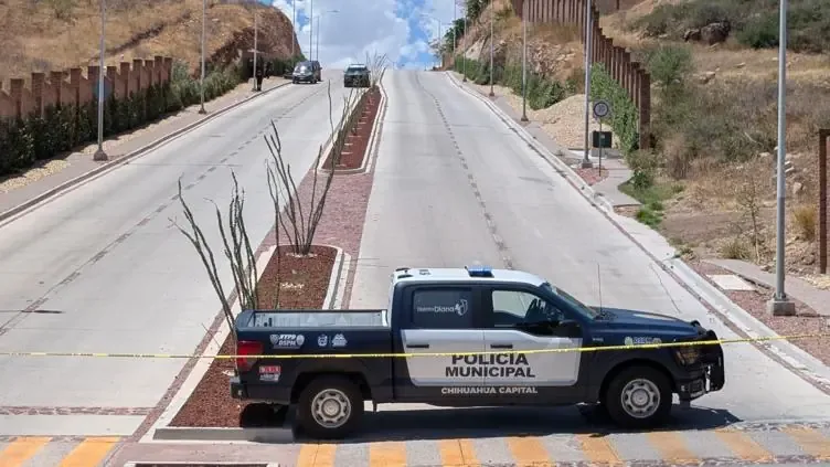 Un conductor del transporte público fue apresado tras agredir a una adolescente durante su trayecto.