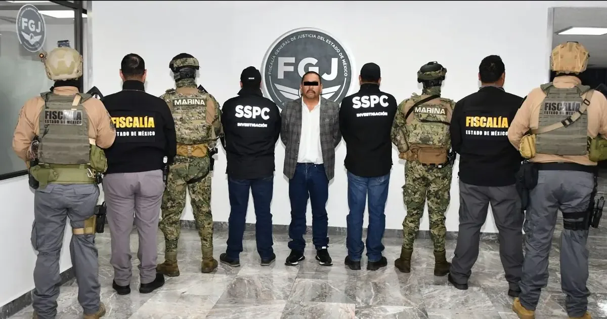 Lino Rodríguez González fue aprehendido en Toluca como parte de la Operación Enjambre, apuntando a la corrupción entre funcionarios.