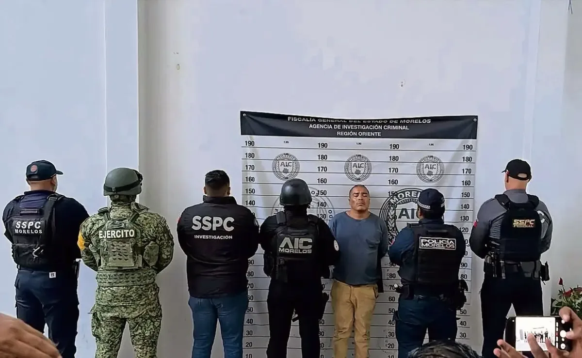 El sospechoso cuenta con un extenso historial criminal, incluyendo cinco detenciones previas.