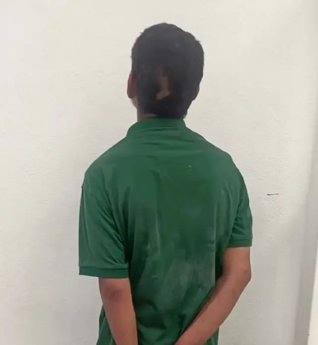 Un sujeto fue arrestado tras ser señalado por abuso sexual en un negocio.