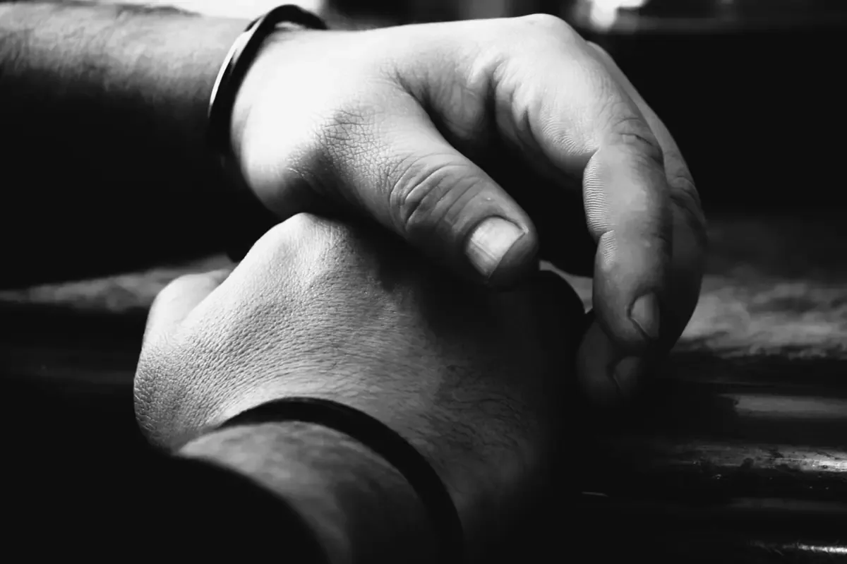 La Fiscalía de Sonora investiga la posible relación del detenido con un incendio en la vivienda de su madre.