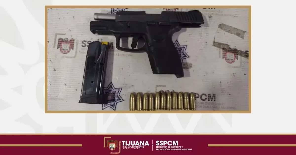 La víctima denunció amenazas con arma de fuego en una tienda local.