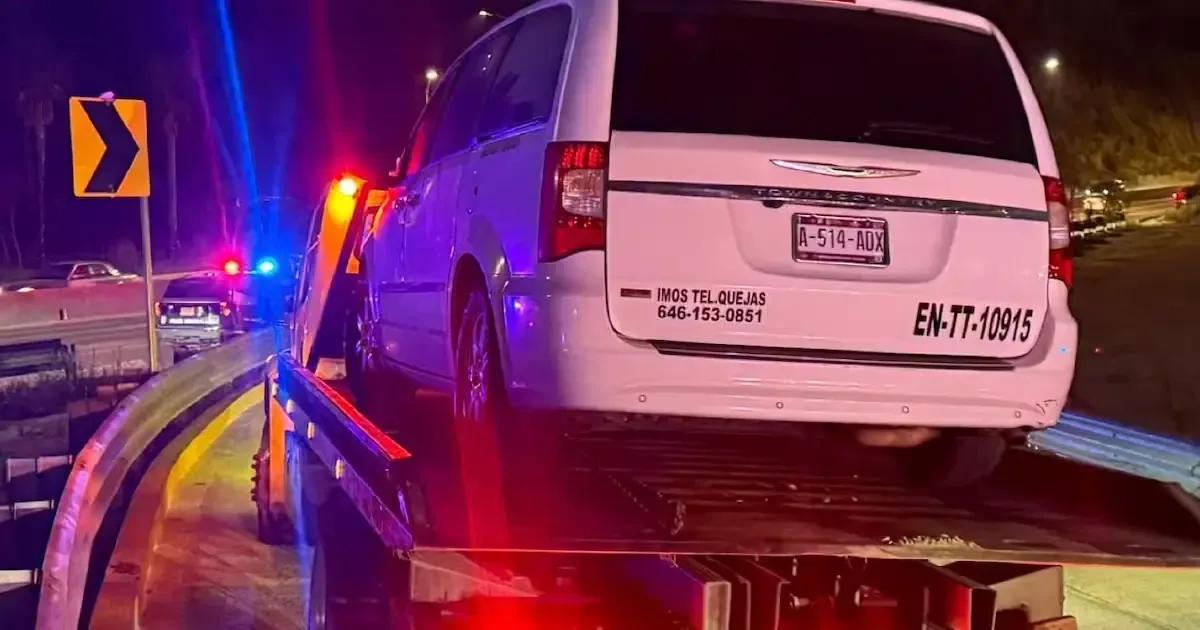 La intervención del IMOS y la Policía Municipal detiene a un chofer irregular en Tijuana.