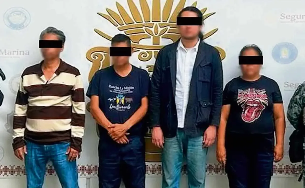 Las autoridades investigan vínculos de servidores públicos con el crimen organizado.