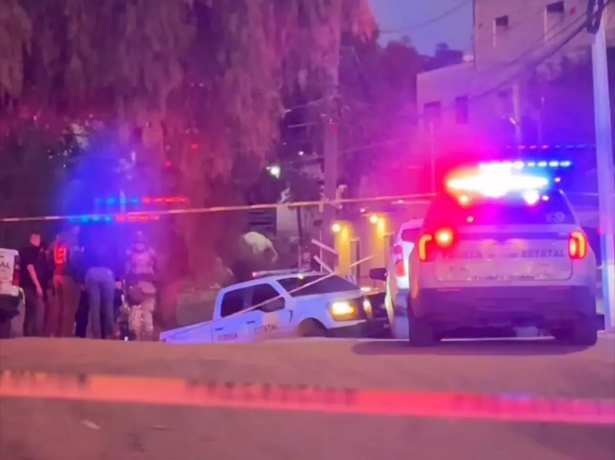 Un agente de la FESC fue asesinado y otro resultó herido tras una emboscada en Tecate.